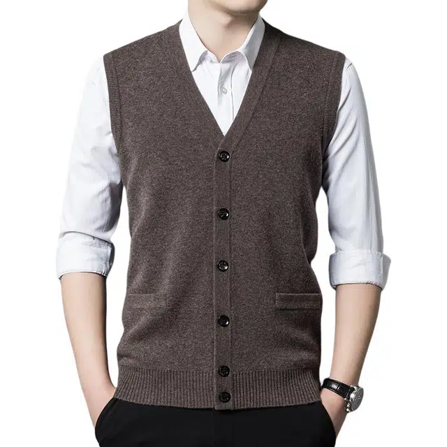 PIERRE CARDIN V