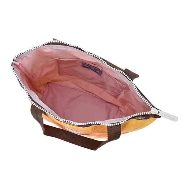 LeSportsac