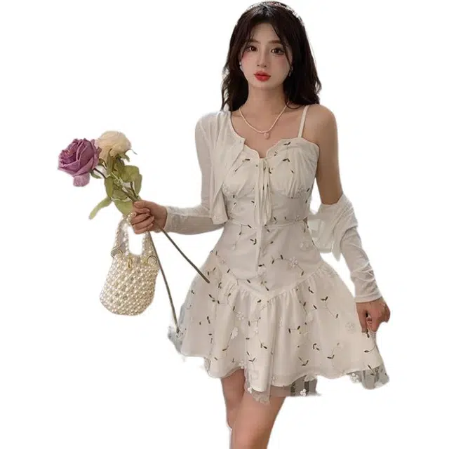 囍鱼少女 小众设计高级感纯欲性感碎花甜美蓬蓬吊带连衣裙 女款