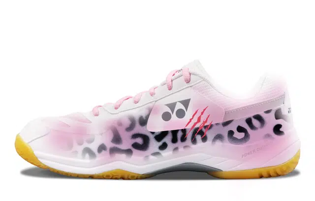 YONEX Power Cushion