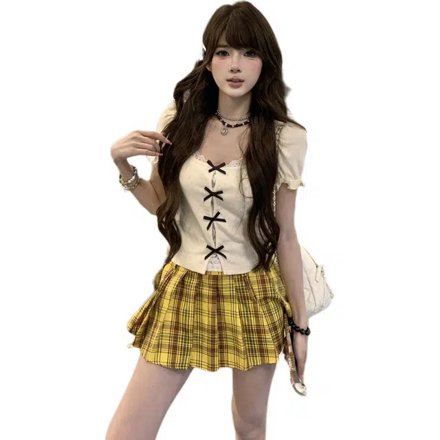 MUCCHIC ootd T