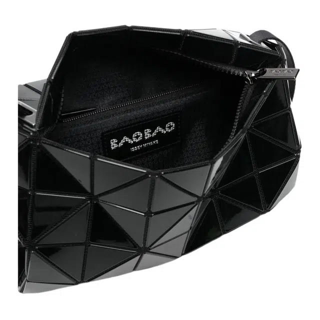 ISSEY MIYAKE Slash Carton