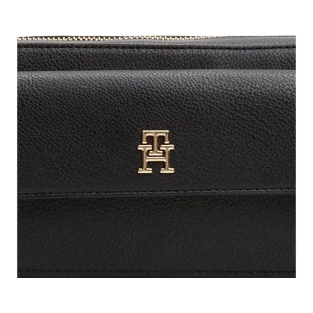 Tommy Hilfiger Distinct