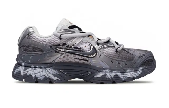 Nike V5 RNR