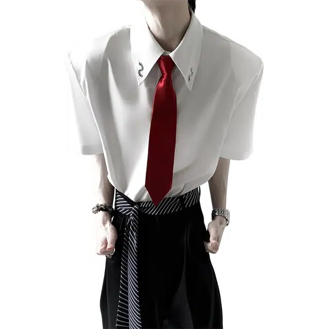 黑马漫画 夏装时尚金属设计感衬衣小众高级感廓形抗皱免烫痞帅短袖衬衫 男女同款