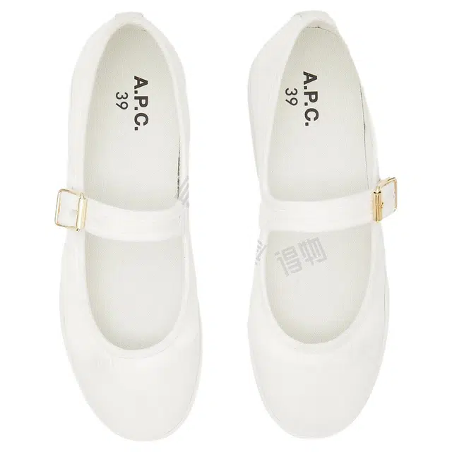 A.P.C Moe