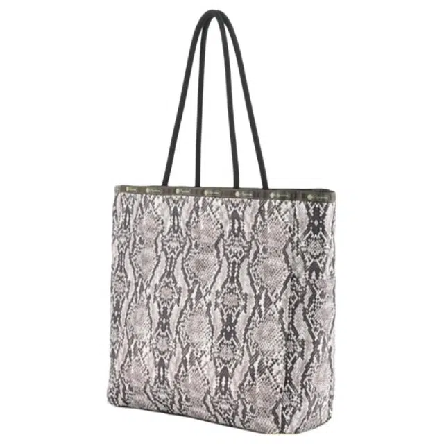 LeSportsac