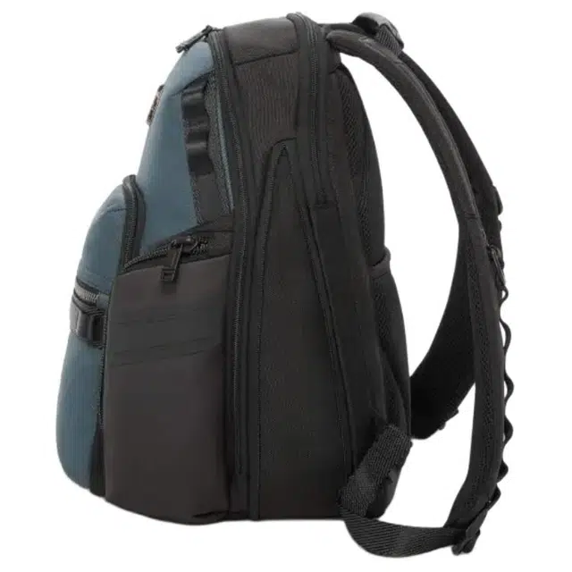 TUMI Navigation18L