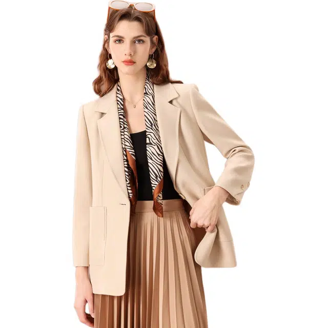 粉红玛琍 挺括版型大口袋纯色常规长袖宽松商务通勤高腰西装 女款