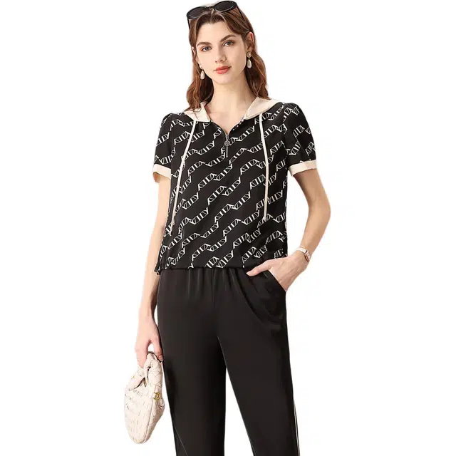 粉红玛琍 连帽印花束脚字母常规短袖高腰长裤休闲套装 女款