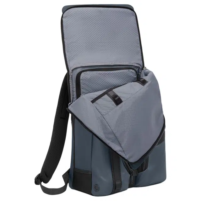 TUMI Surveillance 34L