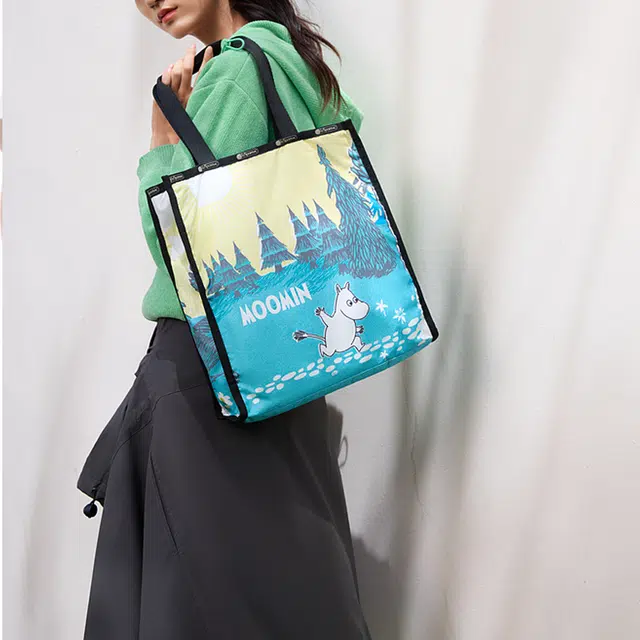 LeSportsac Tot