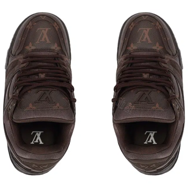 LOUIS VUITTON Trainer Maxi