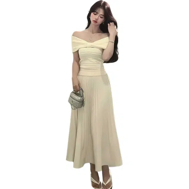 沐晓欣 法式高级感一字肩针织上衣简约半身裙子裙装套装 女款