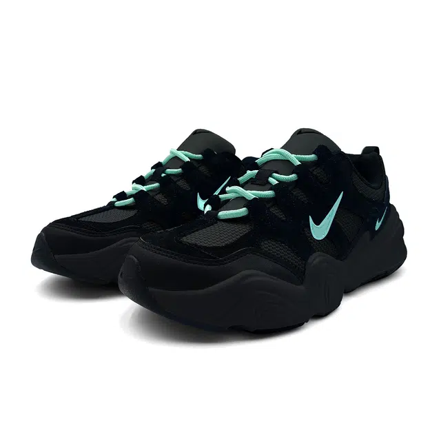 Nike Tech Hera