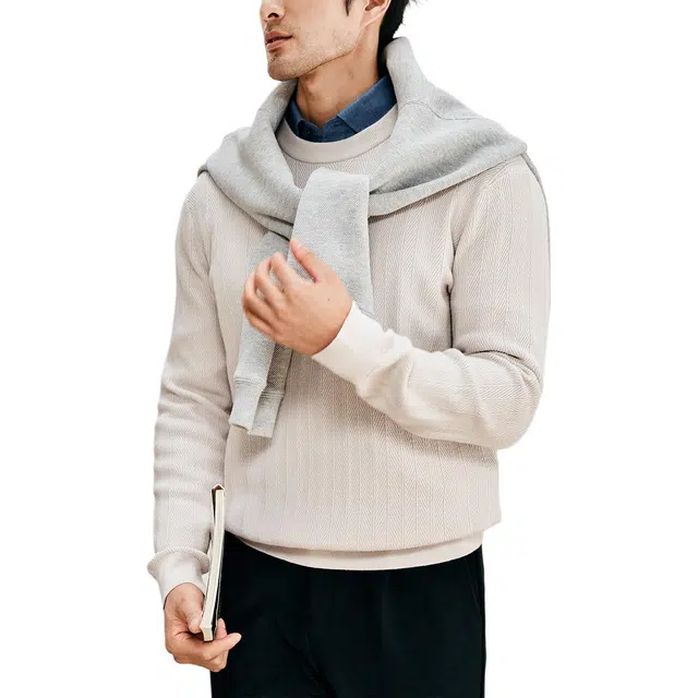 丹宁哲学 轻盈保暖提花纹理纯色常规长袖圆领直筒型套头针织衫 男款