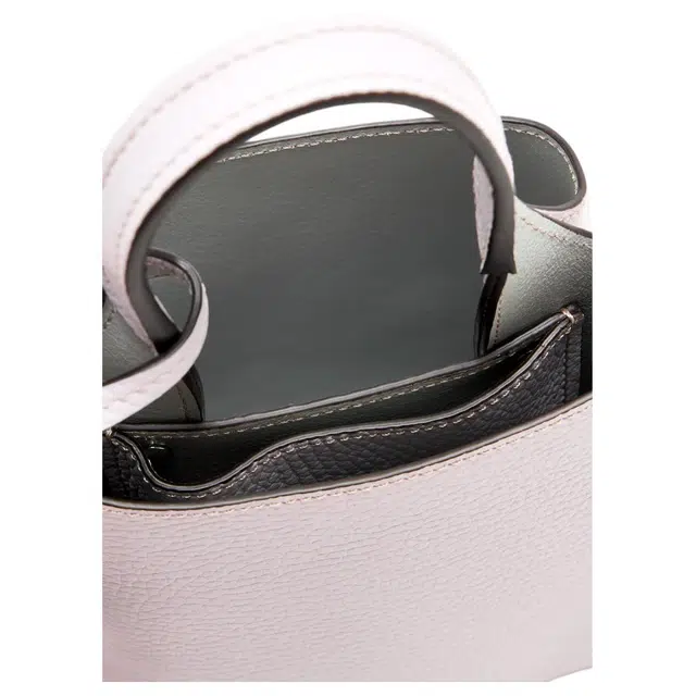 TOD'S