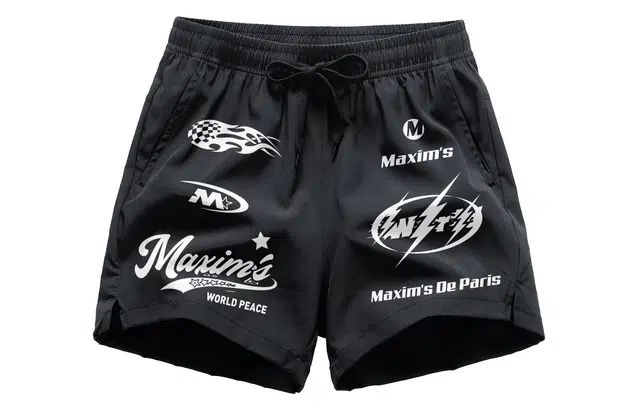 maxim's de paris LOGO
