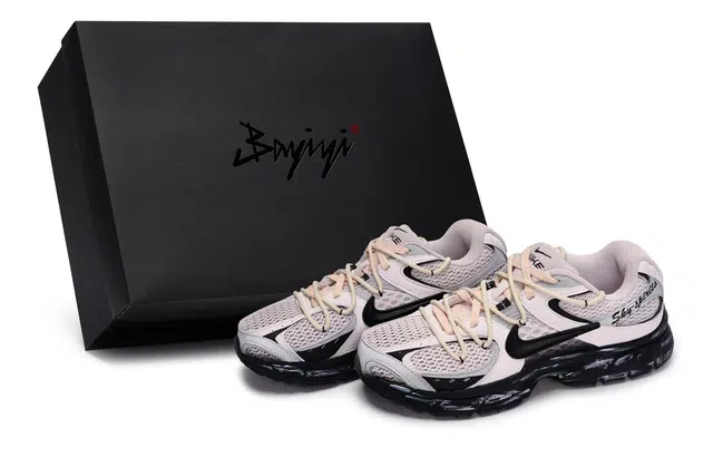 Nike V5 RNR 811