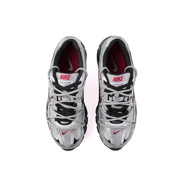 Nike Initiator Y2K