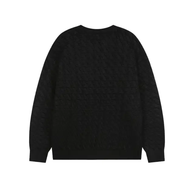 BESLOW OBLIQUE CABLE CREW NECK KNIT