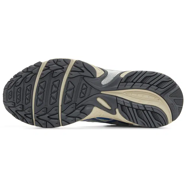 Asics Gel-Kahana TR V4