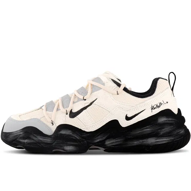 Nike Tech Hera Beige