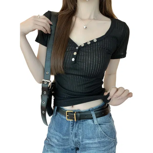 MUCCHIC T
