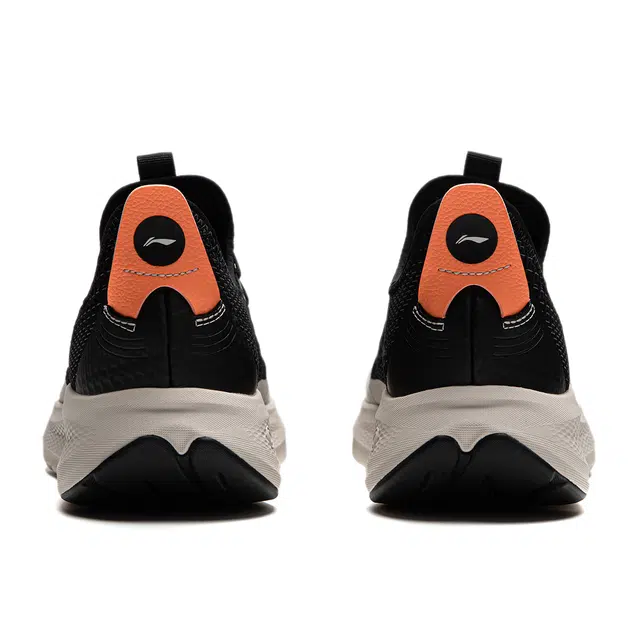 LiNing slip on