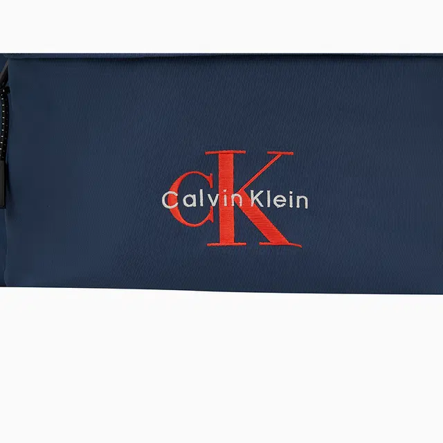 CALVIN KLEIN