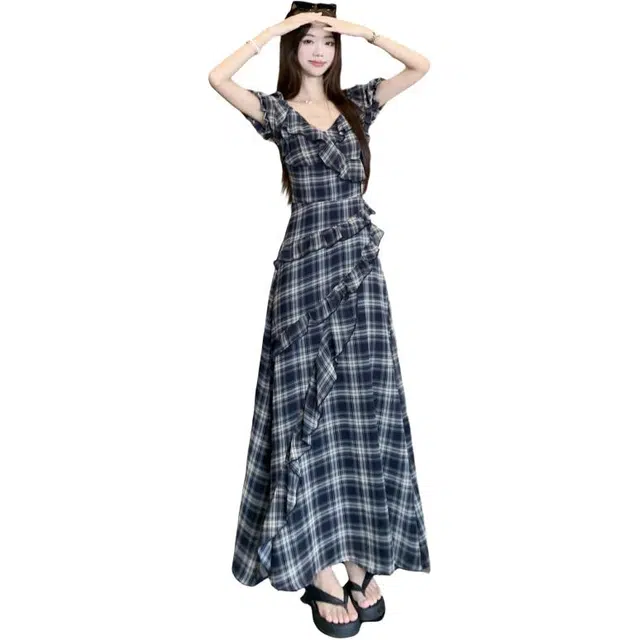 缪斯的诱惑 版型巨显瘦夏日强推格子露肩大码短袖连衣裙 女款