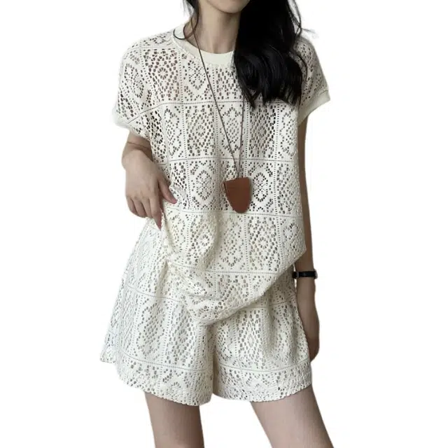 丝絮丝绸 时尚减龄镂空蕾丝短袖上衣短裤休闲套装 女款