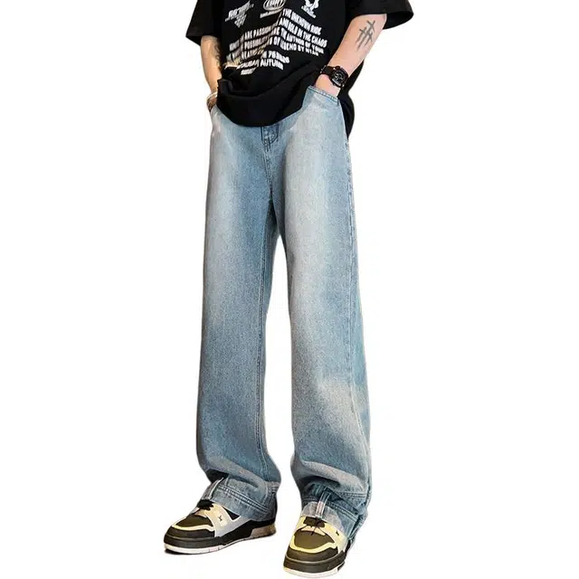 M JEANS STUDIOS 7