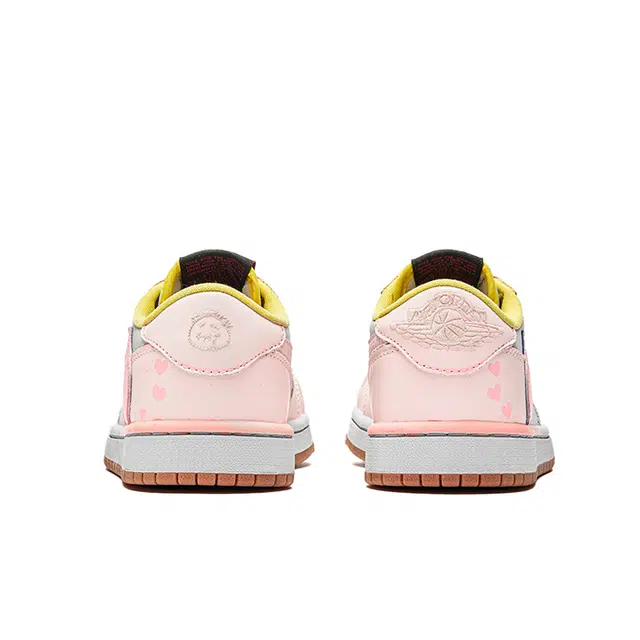 Nike Nike x Travis Scott