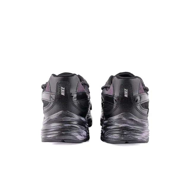 Nike Initiator Y2K