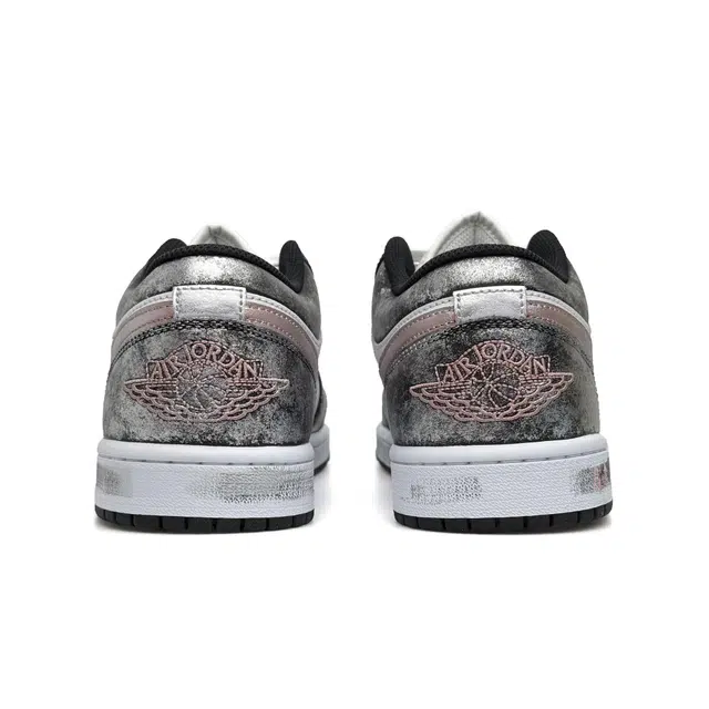 Jordan Air Jordan 1 Black Silver Pink