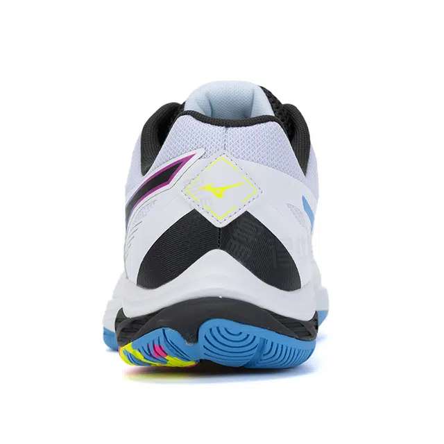 Mizuno Wave Fang 2