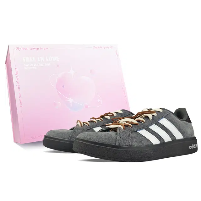 adidas Grand Court Base 00s