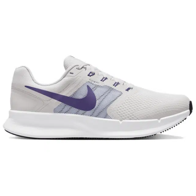 Nike Run Swift 3