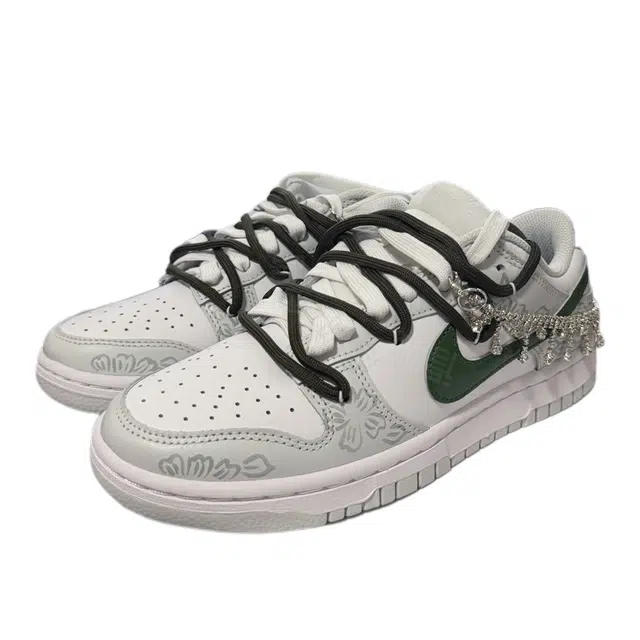Nike Dunk LowPHOTON DUST