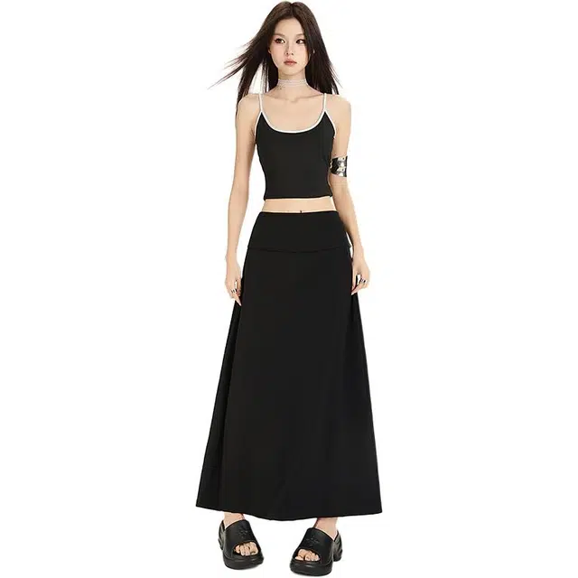 拾籍 经典设计时尚简约百搭轻盈舒适黑色休闲长裙 女款