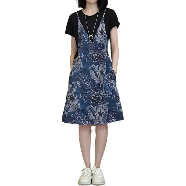 沐晓欣 植物花卉印花宽松适中圆领短袖连衣裙 女款