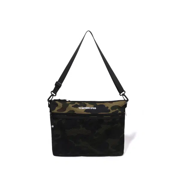 A BATHING APE