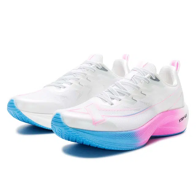 特步 运动舒适减震轻便 低帮 训练跑步鞋 男款 白粉色