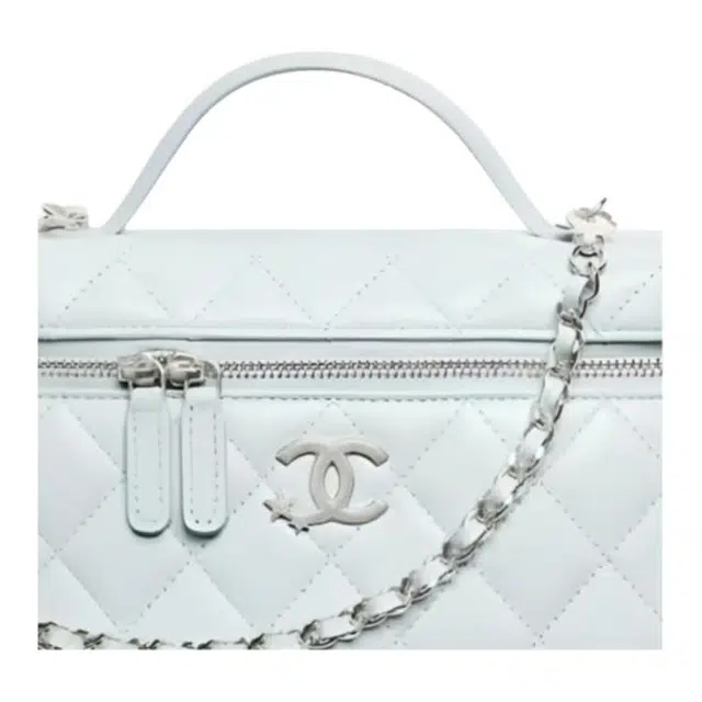 CHANEL LP C Logo