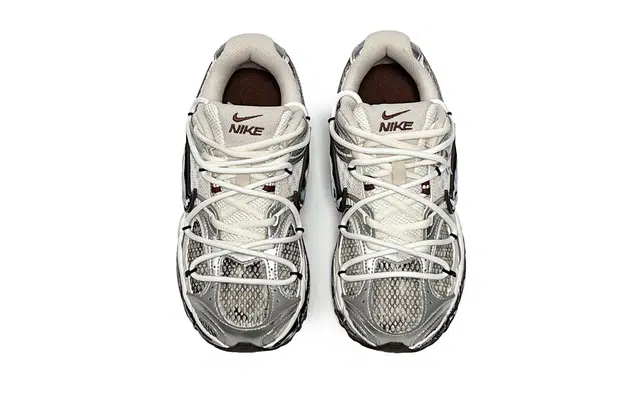 Nike V5 RNR