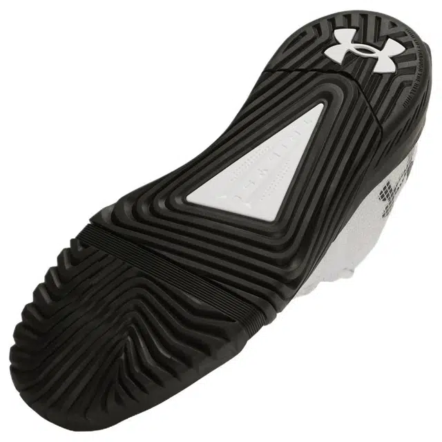 Under Armour Reign 6