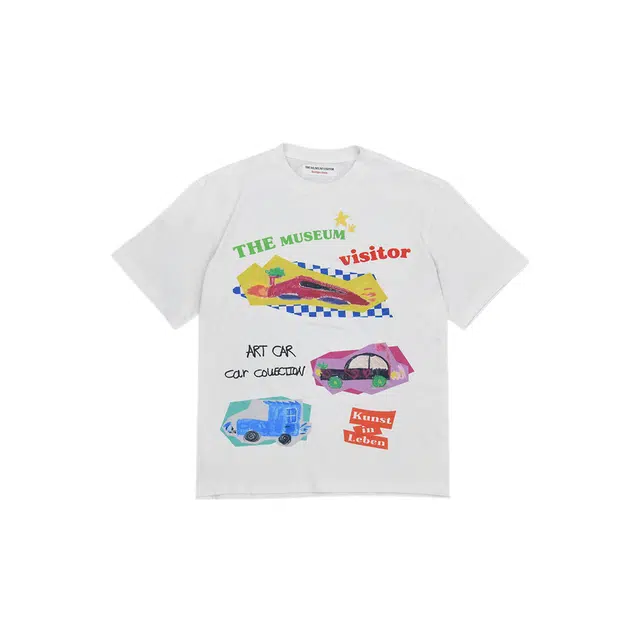 THE MUSEUM VISITOR T