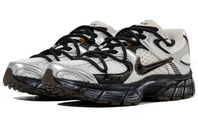 Nike V5 RNR