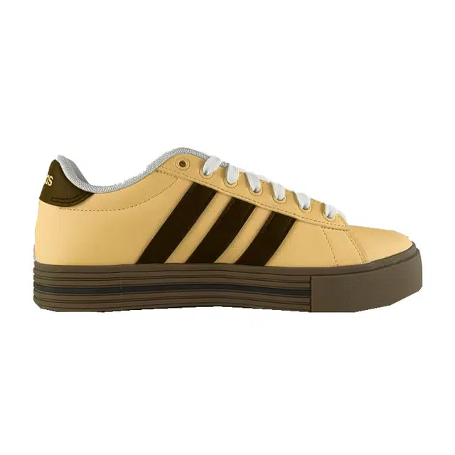 adidas Daily 4.0